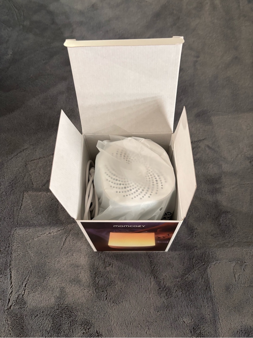 Momcozy Smart White Noise Machine - White - Picture 2 of 3